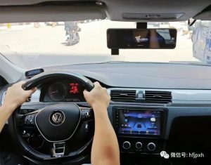 我市起动第一批车载计时设备安装工作 我市起动第一批车载计时设备安装工作